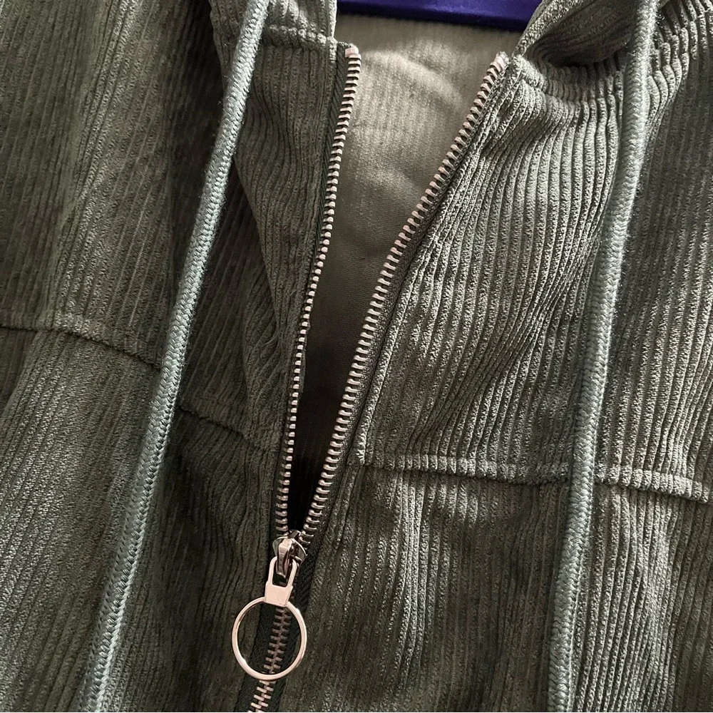 Olive Green Corduroy Cropped Hooded Zip Jacket NWOT_6
